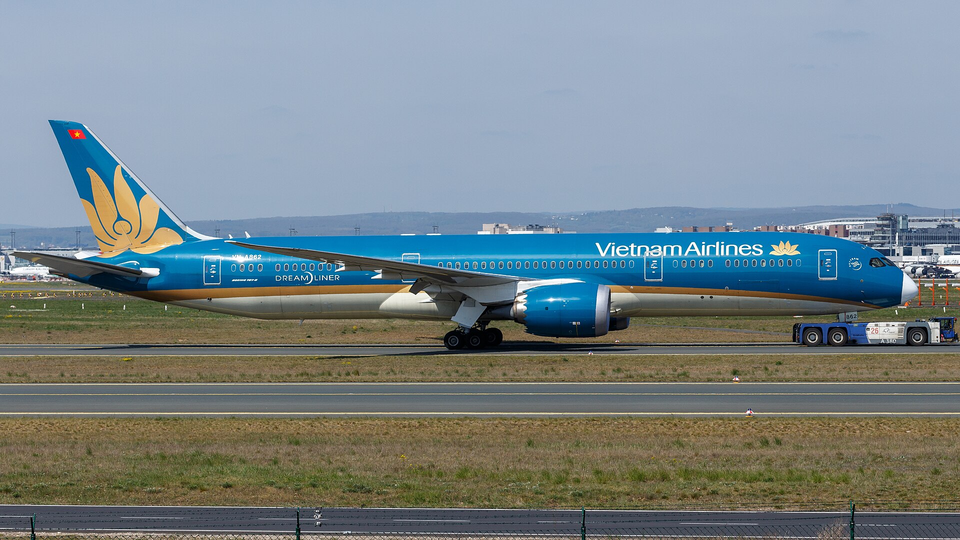 Vietnam Airlines Boeing 787-9 at Frankfurt Airport